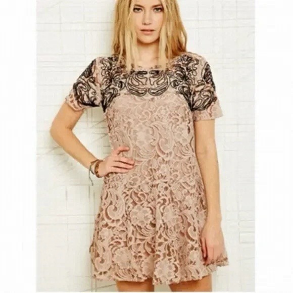 Free People Sheer Lace Mini Dress XS Blush Pink Black Ribbon Boho (unlined) - Picture 1 of 8